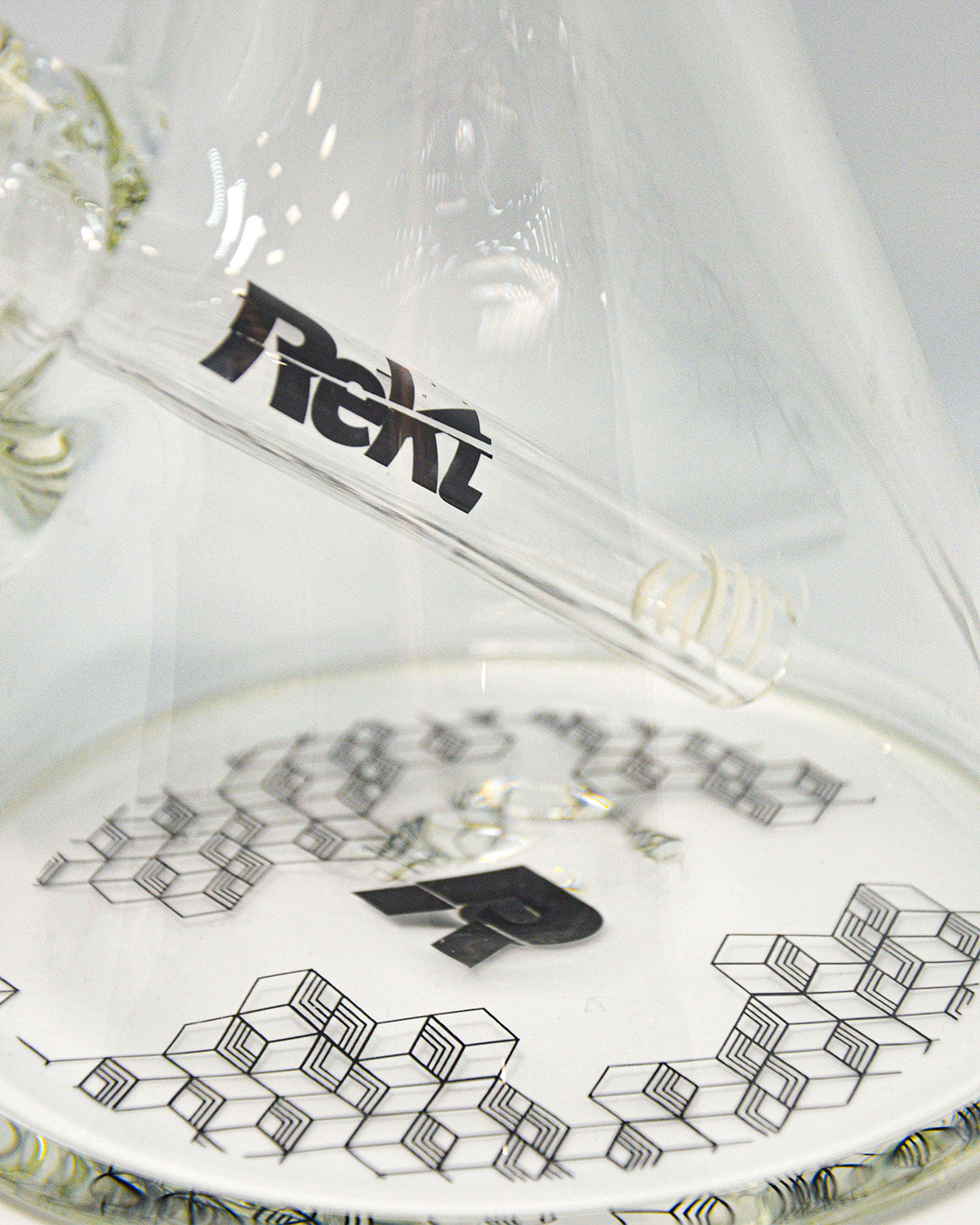 Bong Rekt Ice Pinch Honeycomb