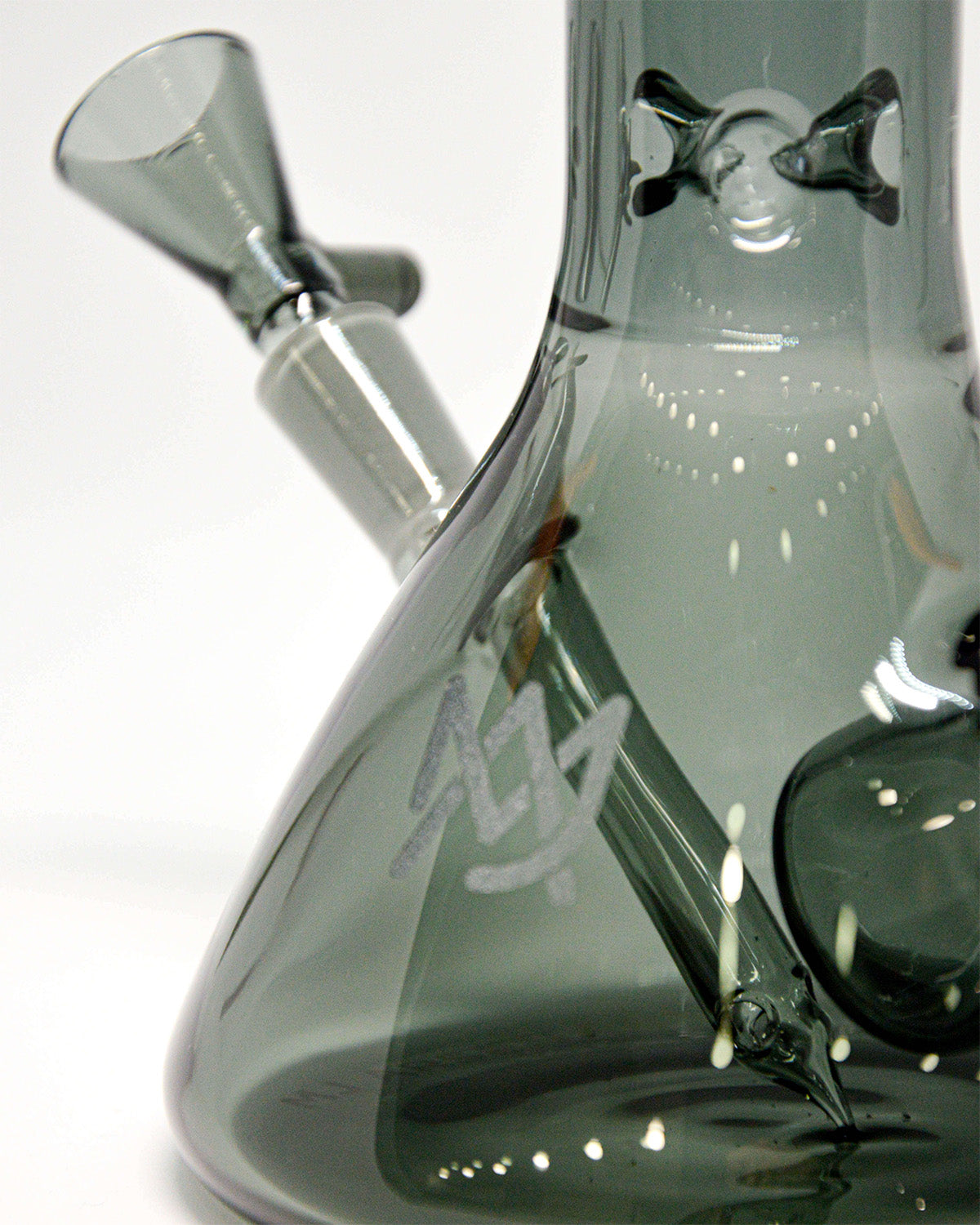 Bong MJ Arsenal Charcoal Cache